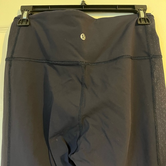 Lululemon Mesh Leggings - Picture 2 of 4